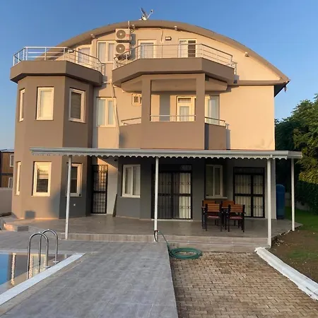 Patera Villa *